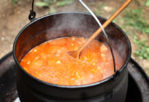 Do Býčkovic se po roce vrací „Kotlíkovej fesťáček“