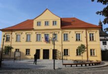 Blíží se slavnostní otevření Kulturního domu Říp, vstupenky na zahajovací koncert už jsou v prodeji