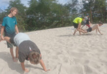 RAČICE: Florbalový kemp v Račicích pořádal triatlon