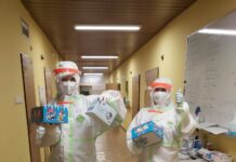 Litoměřická nemocnice dostala darem roušky a občerstvení na covidovou stanici