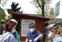 V boji s covidem v Litoměřicích pomáhají i dobrovolníci z Diecézní charity