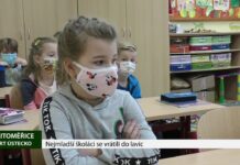 LITOMĚŘICE: Nejmladší školáci se vrátili do lavic