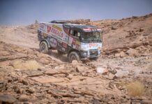 Oba židovické kamiony ve 3. etapě dojely těsně za desítkou