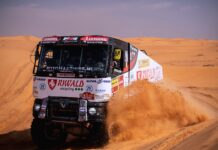 Židovické kamiony přijely jako vláček