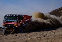 DAKAR – Bolavou etapu Kozlovského posádka zvládla na výbornou