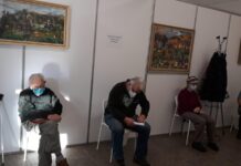 Na Zahradě Čech se proti koronaviru očkovali první senioři z Lovosic