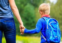 Pro školy se s koncem nouzového stavu nic nemění. Většina žáků se bude i nadále učit „na dálku“