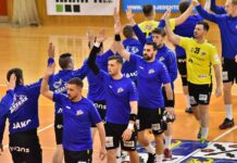 Lovci neproměnili ve Frýdku-Místku první mečbol a tato série tedy pokračuje