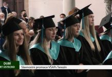 DUBÍ: Slavnostní promoce VŠAPs Terezín