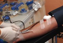 Litoměřická nemocnice vyjadřuje přednostními odběry krve obdiv válečným veteránům a dárcům krve