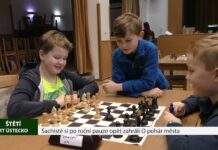 ŠTĚTÍ: Šachisté si po roční pauze opět zahráli O pohár města