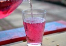 Přijďte si na cyklostezku sami načepovat limču!