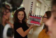 Do Kina Máj přijede režisér a herci muzikálu „Andílci za školou“