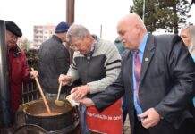Srdcař Jozef Pásztor bude opět vařit polévku pro nemocnici
