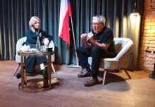 Rychlá fotogalerie: Beseda se Zdeňkem Bártou v LOVO Café