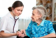 Na Seniorfestu se bude prezentovat také pečovatelská služba