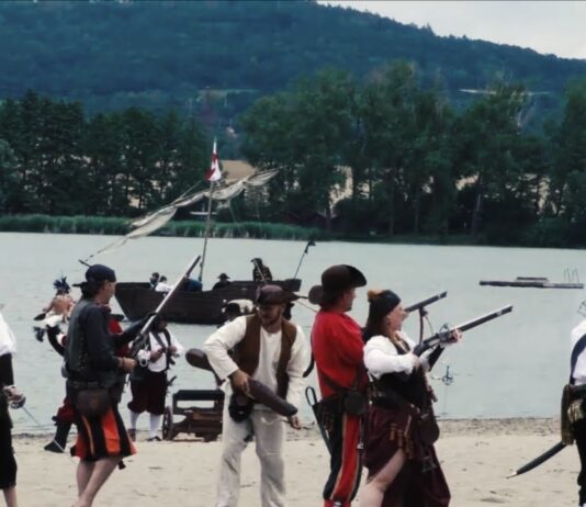 ÚŠTĚK: Piráti budou dobývat jezero Chmelař už o víkendu