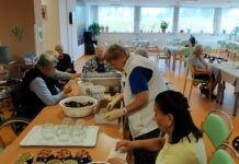 Klienti SeniorCentra SeneCura si užili „kompotování“