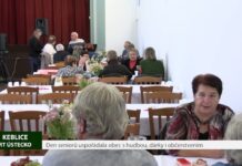 KEBLICE: Den seniorů uspořádala obec s hudbou, dárky i občerstvením