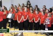 LITOMĚŘICE: Sbor Koťata zpíval seniorům v Domově na Dómském pahorku