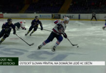 ÚSTÍ NAD LABEM: Ústecký Slovan přivítal na domácím ledě HC Děčín
