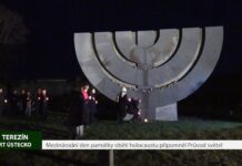 TEREZÍN: Mezinárodní den památky obětí holocaustu připomněl Průvod světel