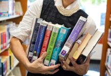 VOLNÁ MÍSTA: Knihovník/knihovnice – vedoucí odborných oddělení knihovny