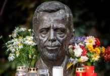 Fotogalerie: Sametová vzpomínka v Litoměřicích objektivem Rainera Bacha