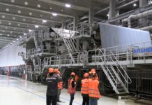 ŠTĚTÍ: Papírny Mondi představily nový stroj. Vyrobí až 200 tisíc tun neběleného papíru